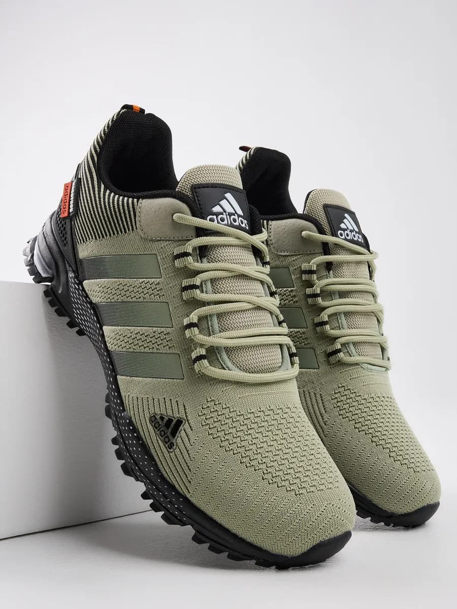 Кроссовки летние дышащие спортивные