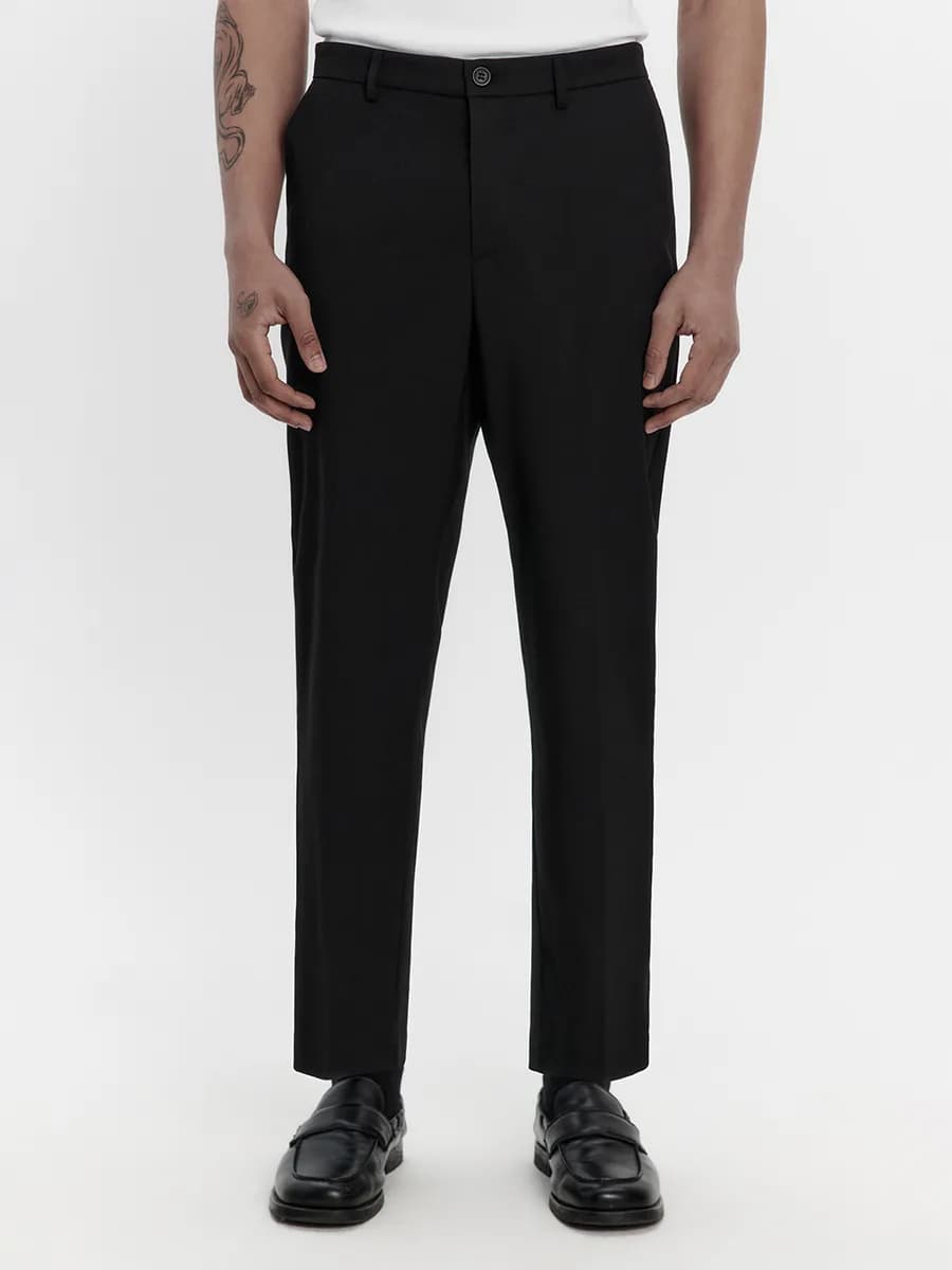 Брюки костюмные зауженные