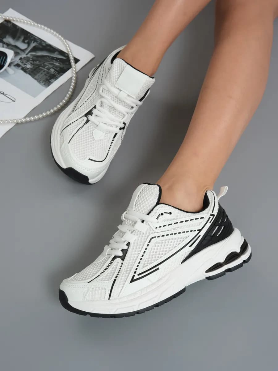 Кроссовки летние спортивные в сетку