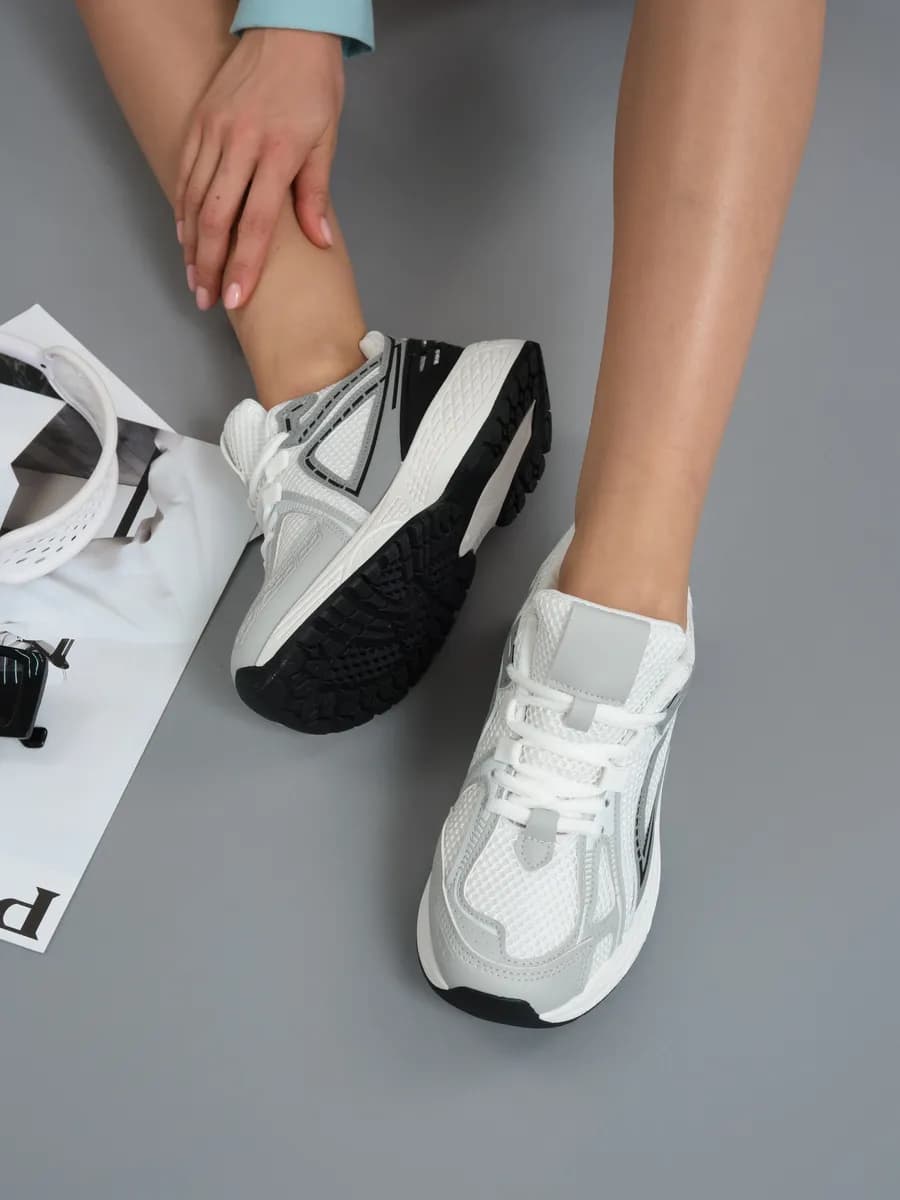 Кроссовки женские летние спортивные в сетку