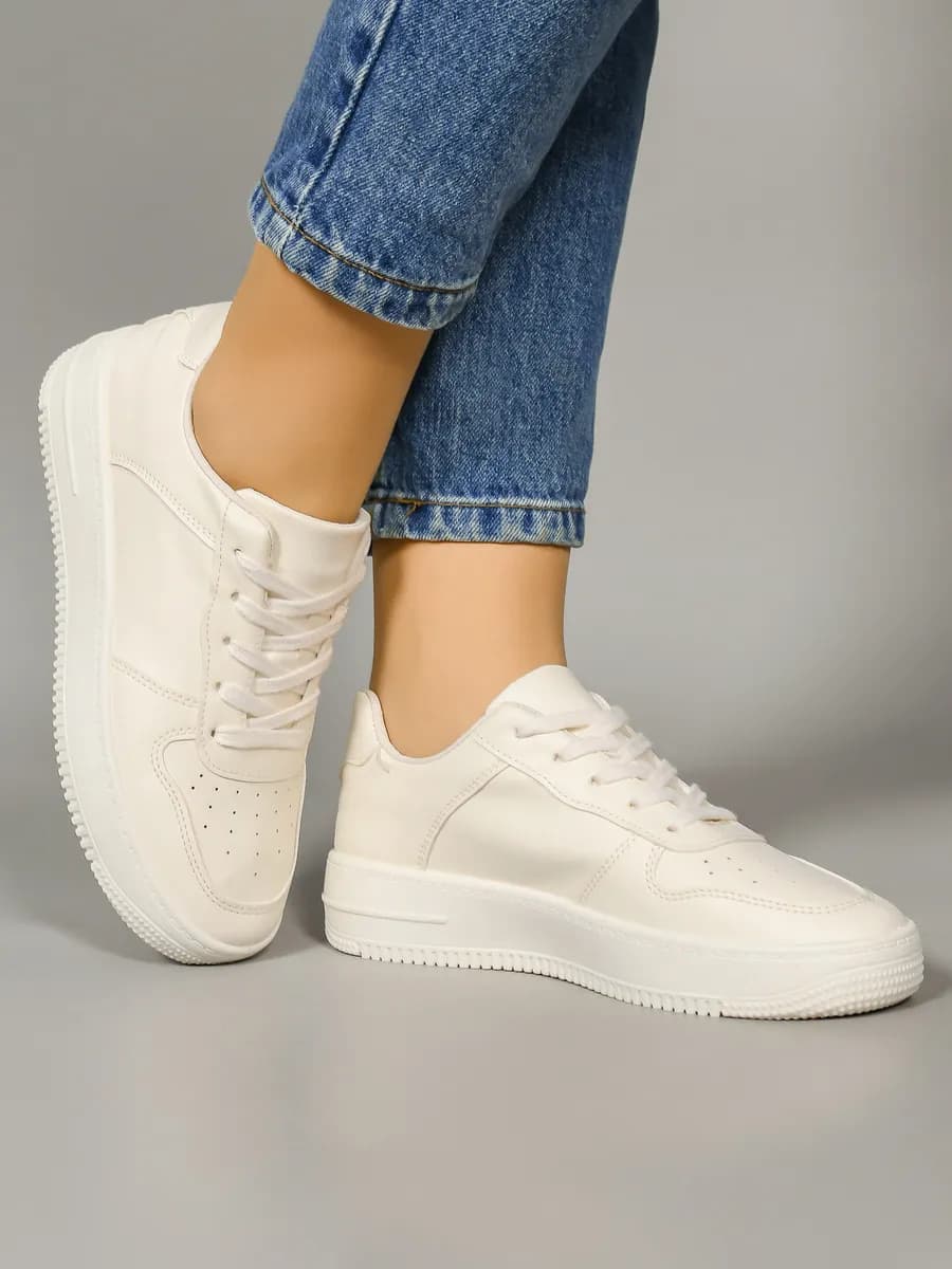 Кожаные кеды на каждый день