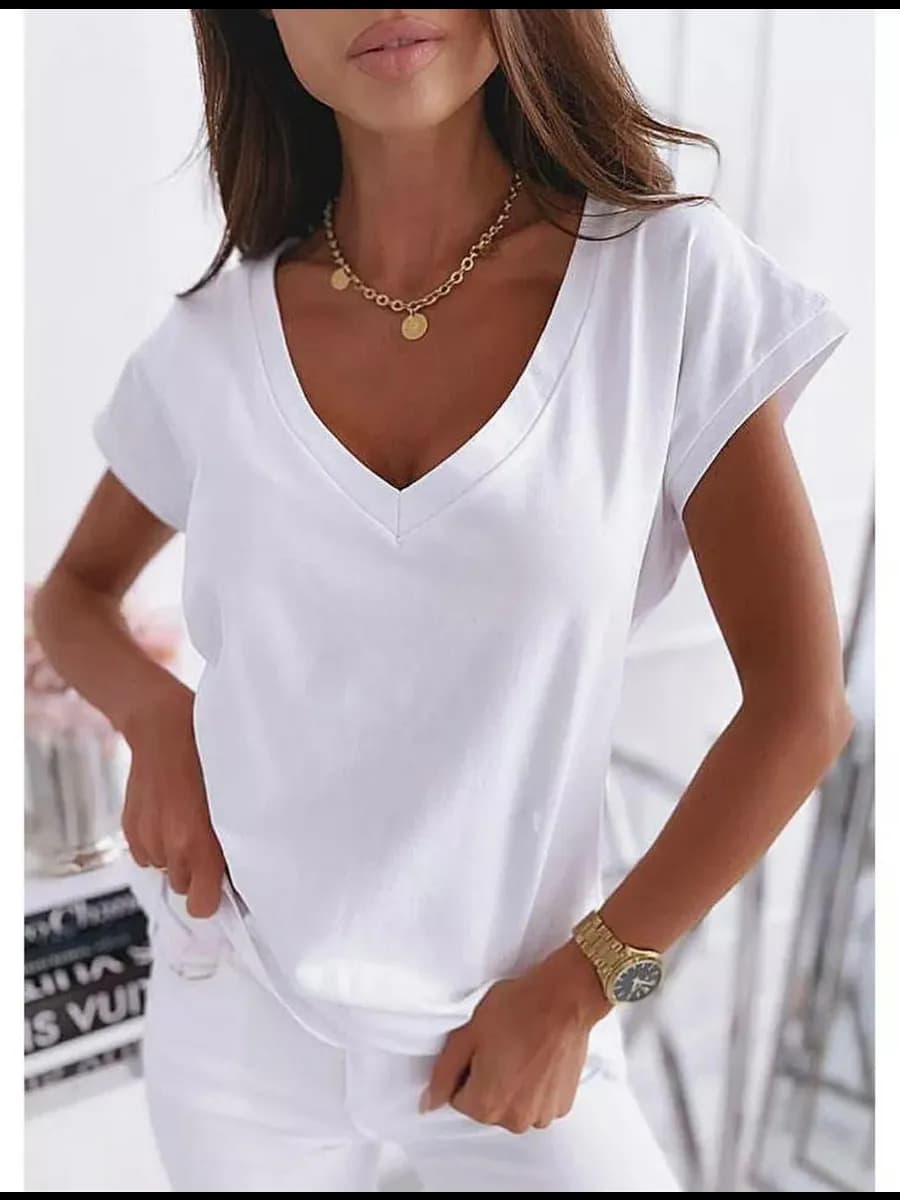 Футболка женская базовая с V-вырезом