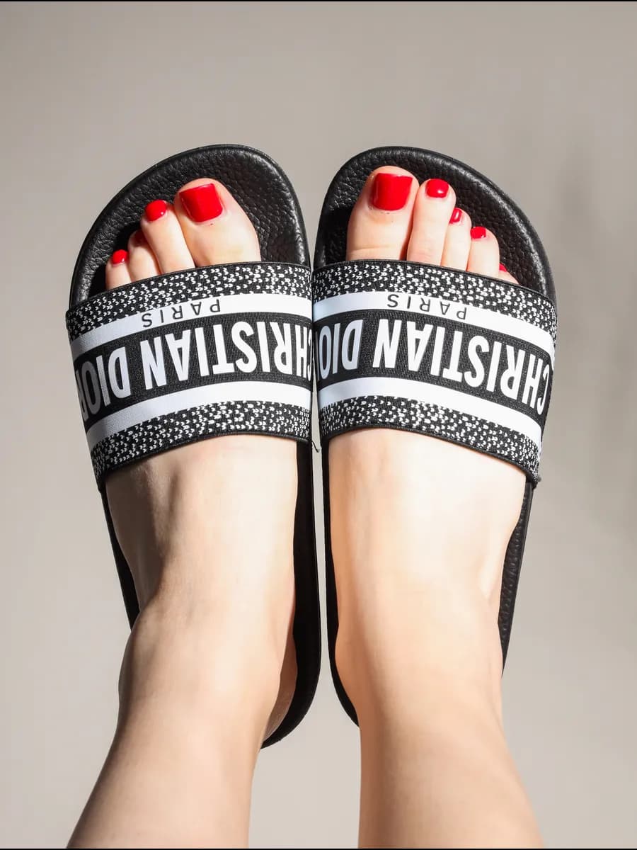 Мягкие резиновые шлепнцы