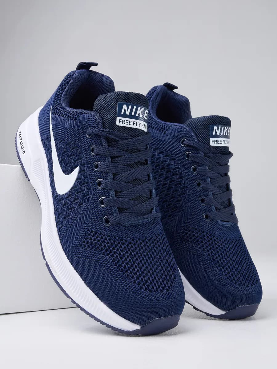 Кроссовки летние