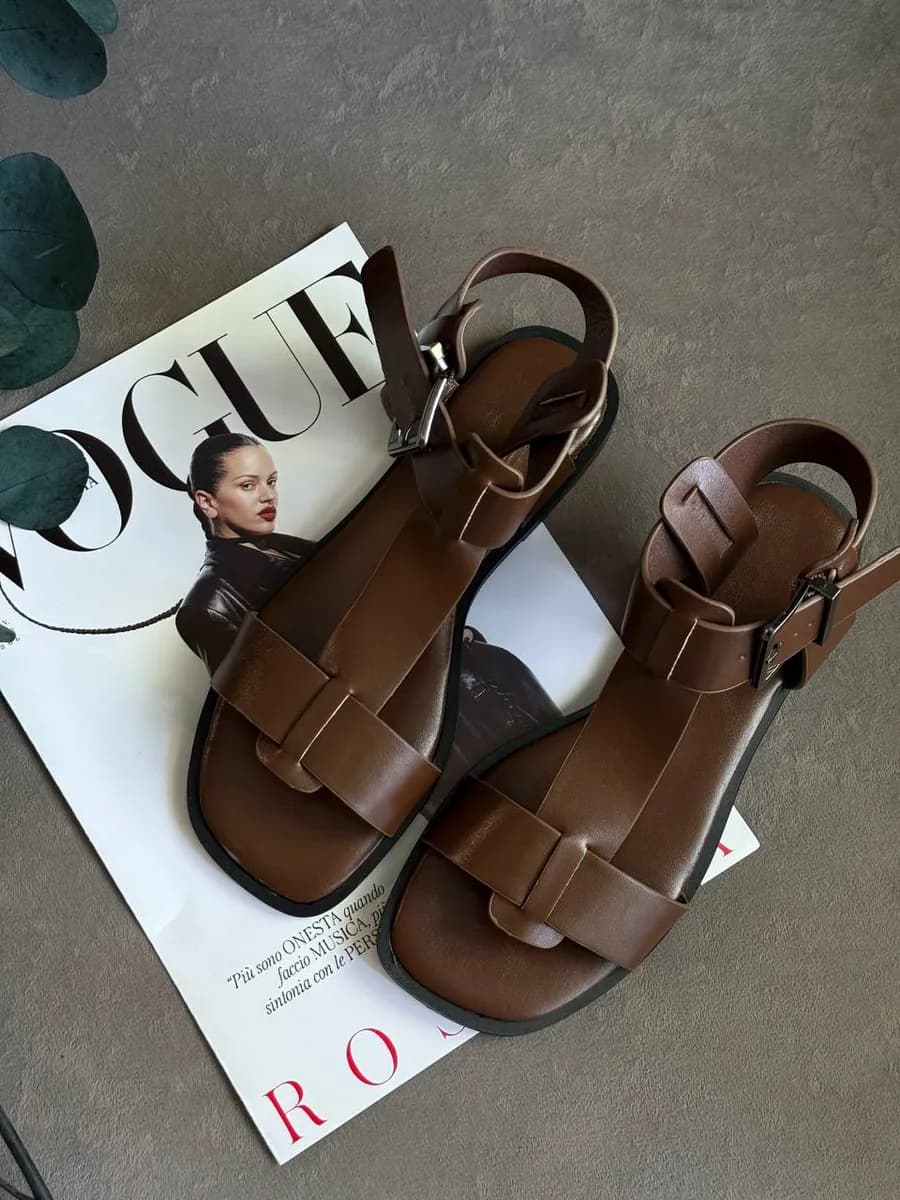 Босоножки летние