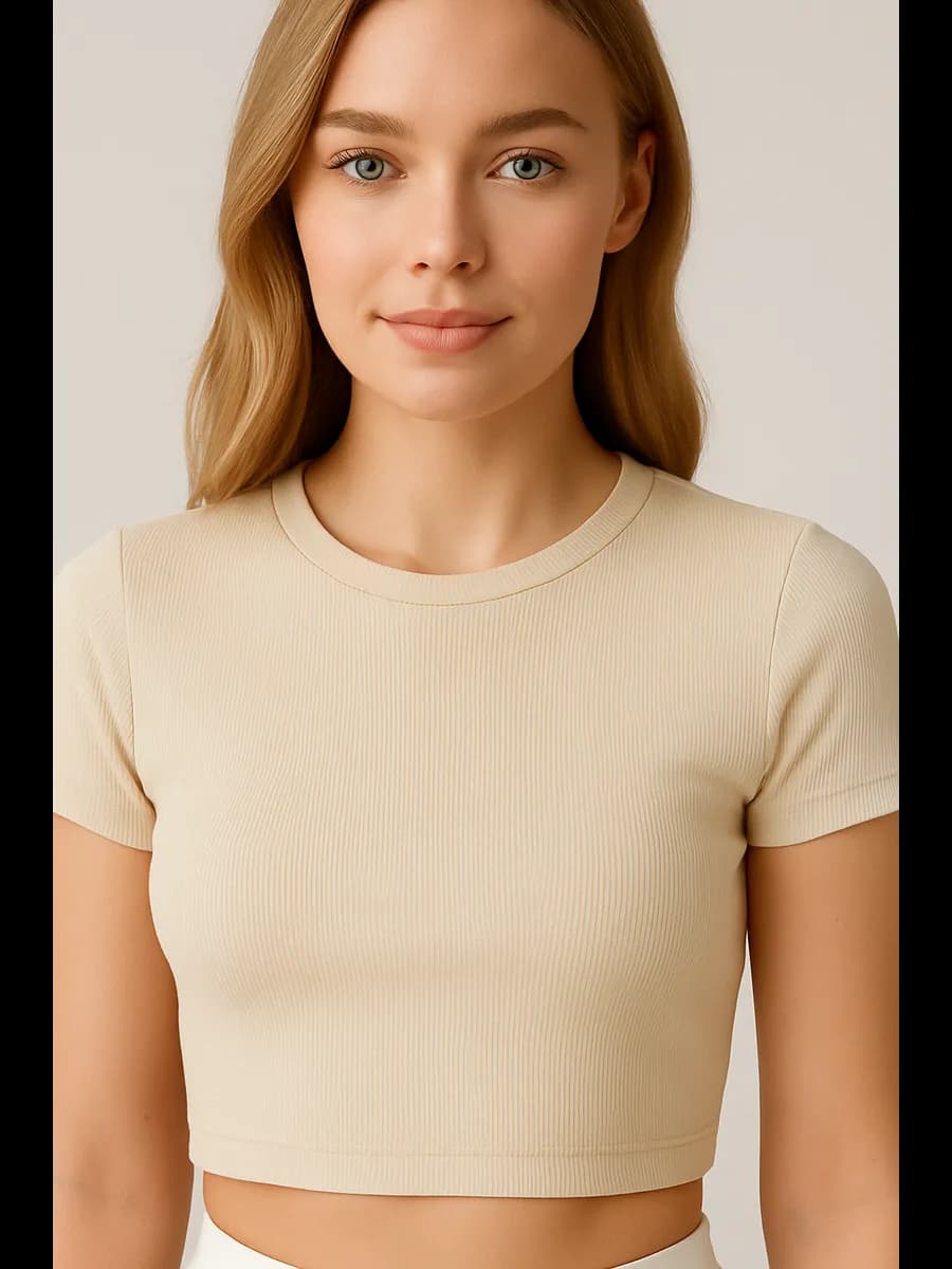 футболка топ в рубчик укороченный - фото 1