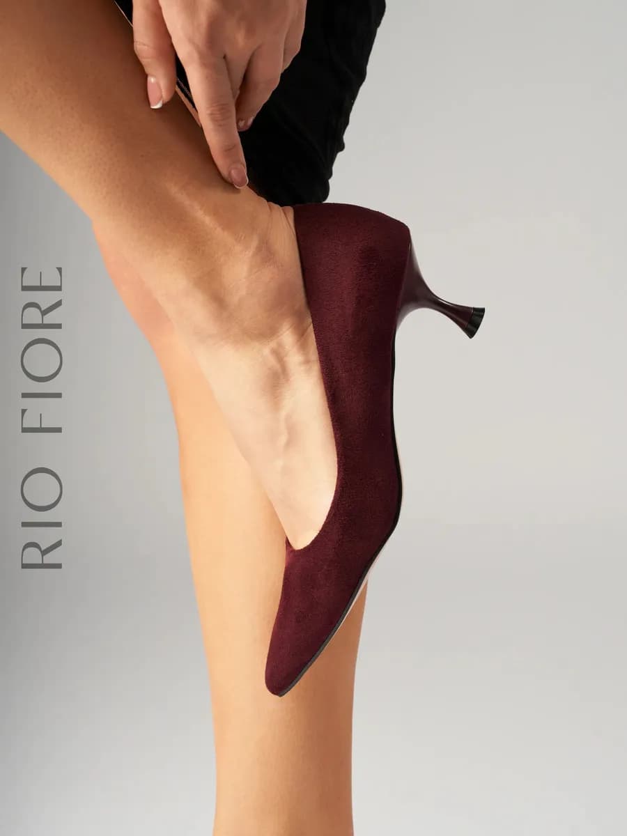 Туфли на каблуке шпильке лодочки вечерние