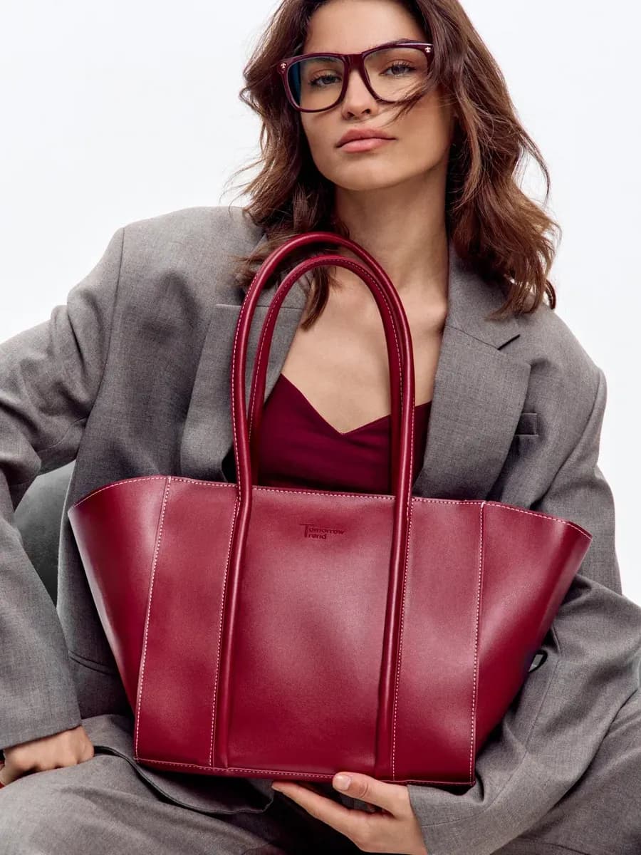 Сумка большая а4 с косметичкой