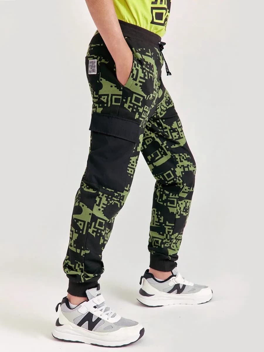 Брюки джоггеры Slim fit с накладными карманами карго