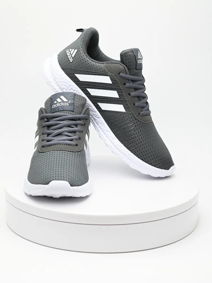 Кроссовки спортивные для бега фитнеса тренировок - фото 1