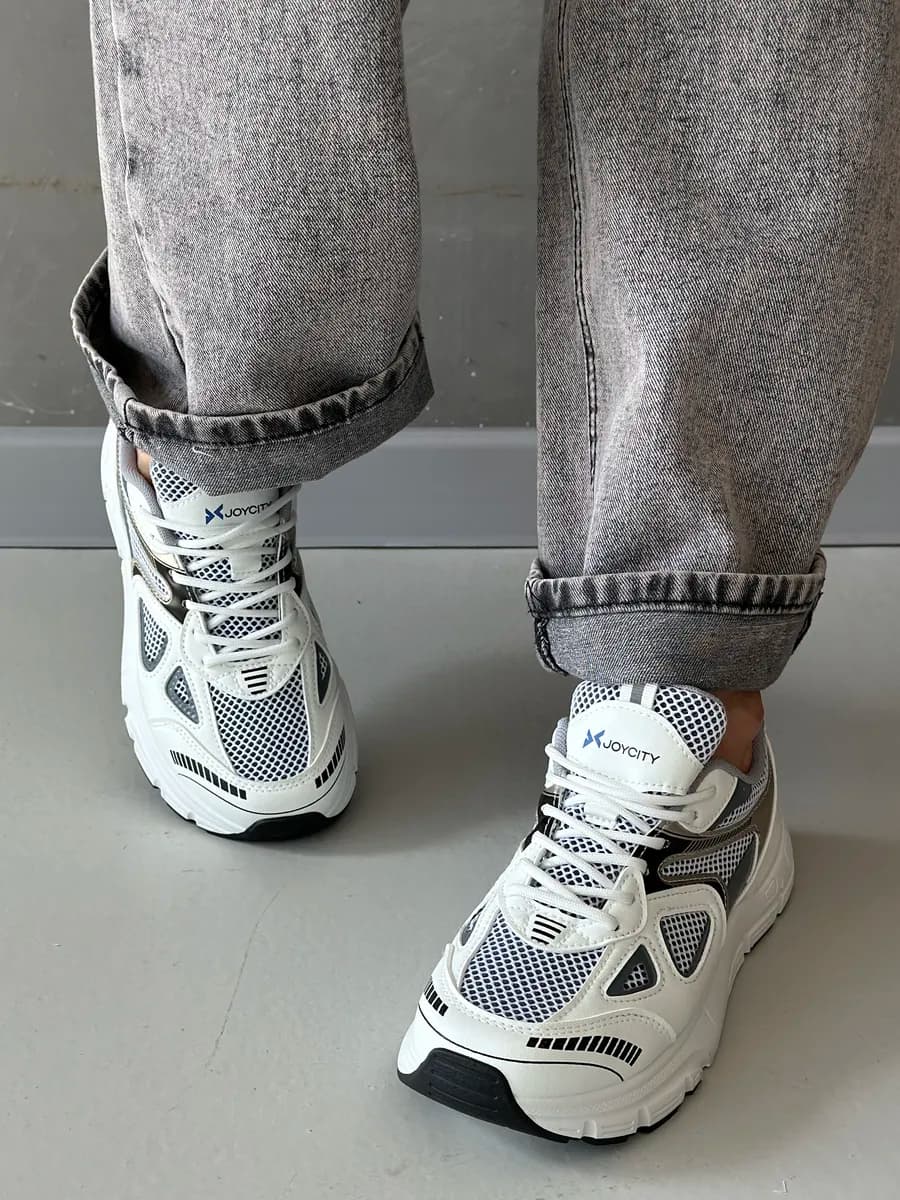 Кроссовки на платформе спортивные