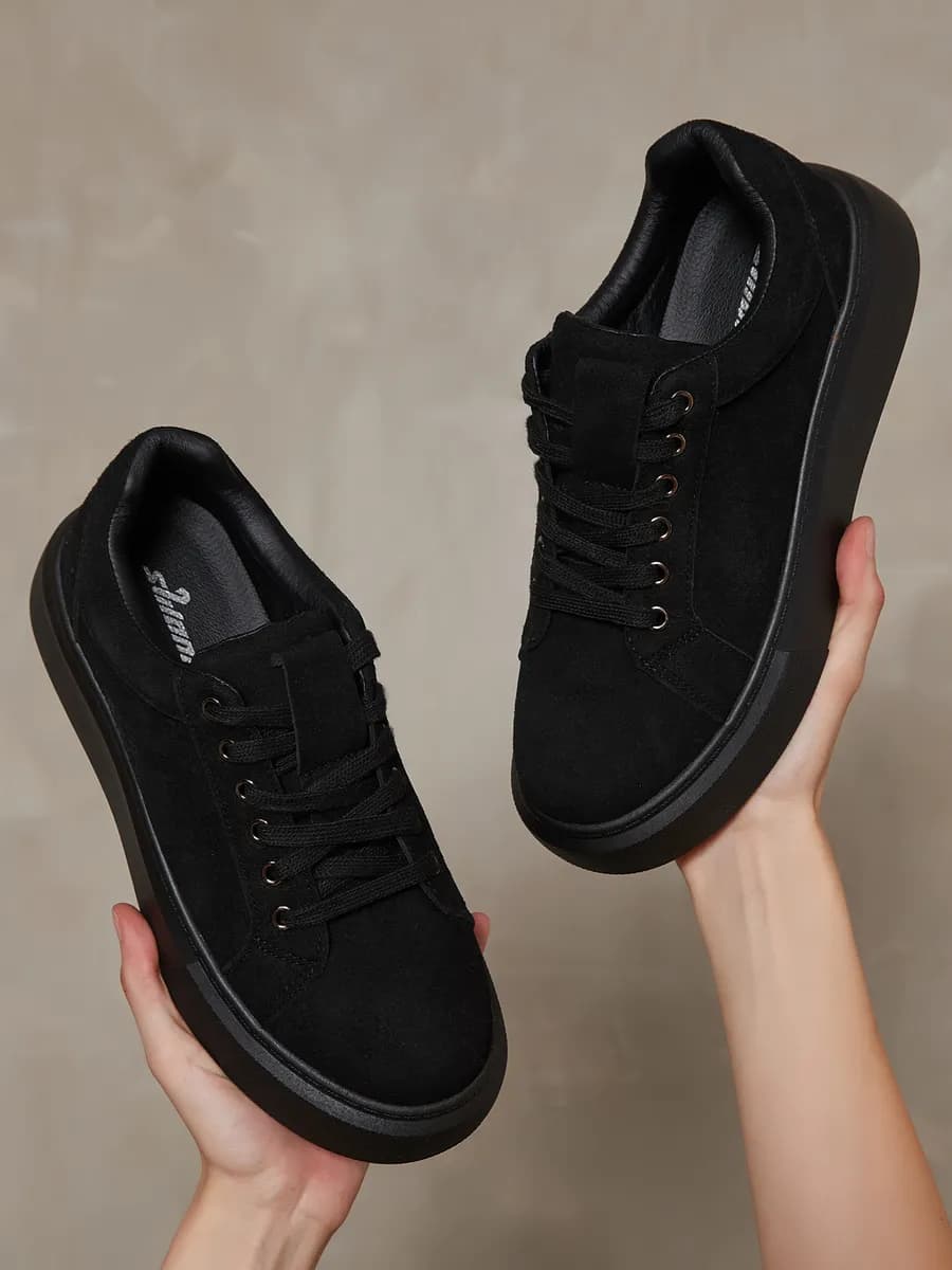 Кроссовки спортивные на платформе