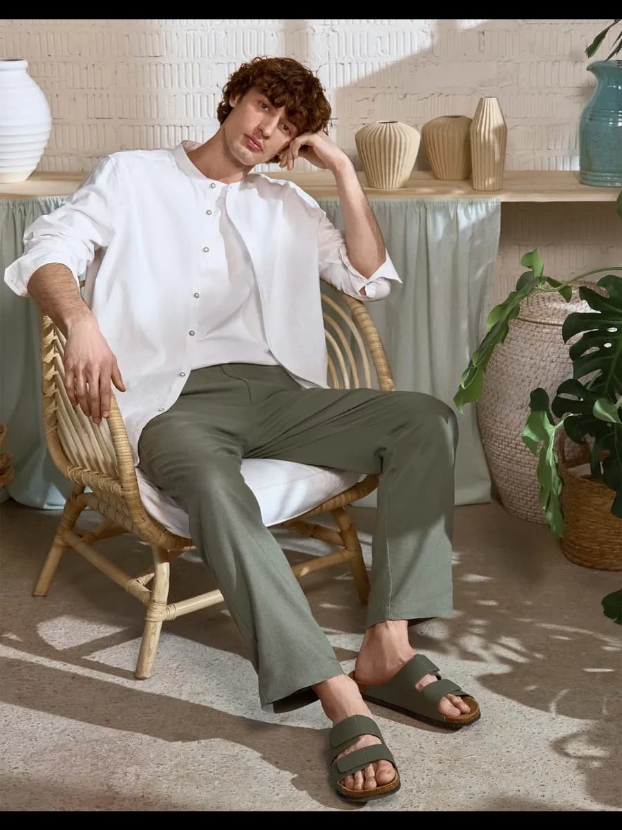 Хаки брюки Straight со льном