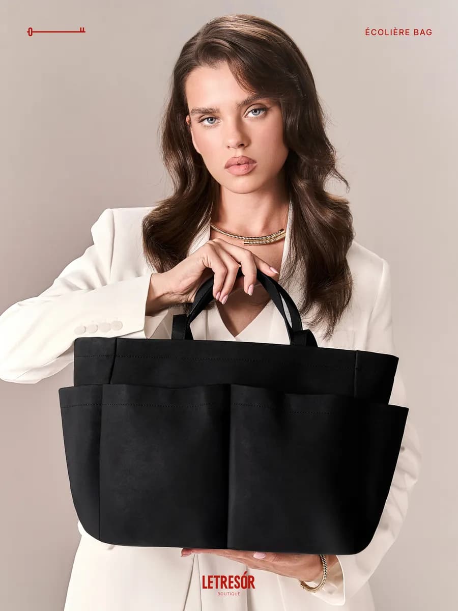 Сумка с карманами из мягкой экозамши с карабином для ключей