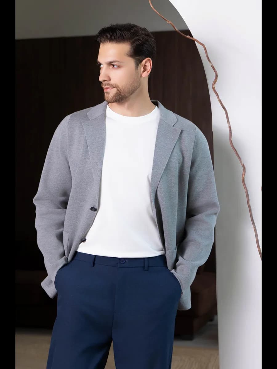 Кардиган на пуговицах пиджак классический приталенный