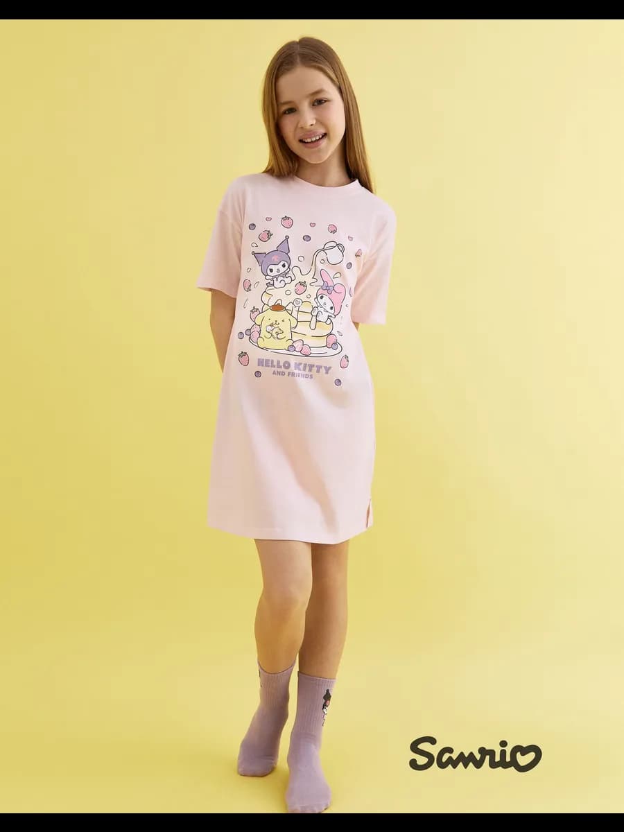 Светло-розовая ночная сорочка с принтом Hello Kitty