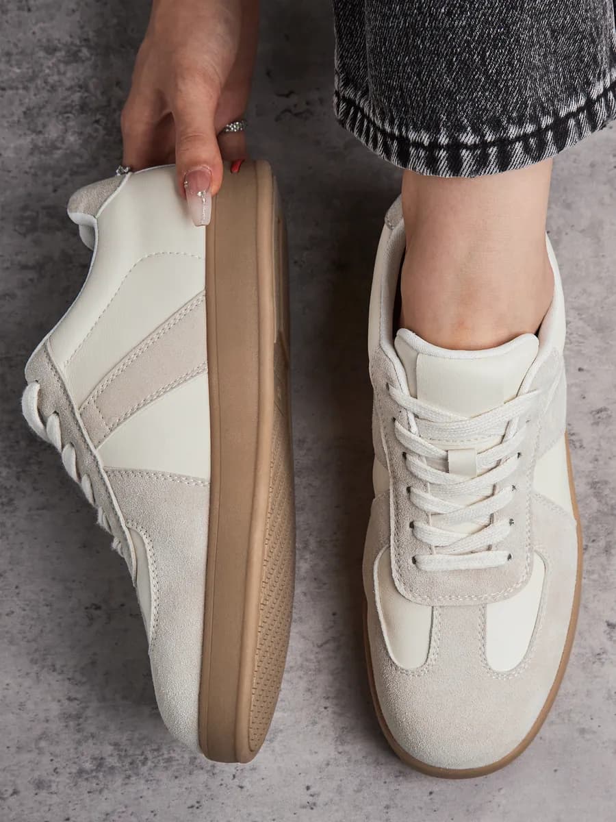 Кроссовки низкие из натуральной кожи и замши Кеды