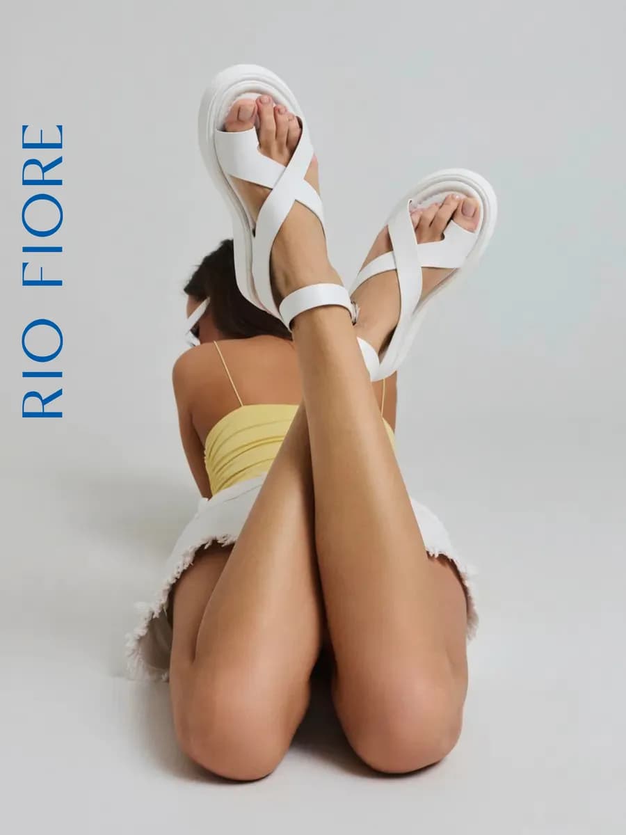 Босоножки летние через палец