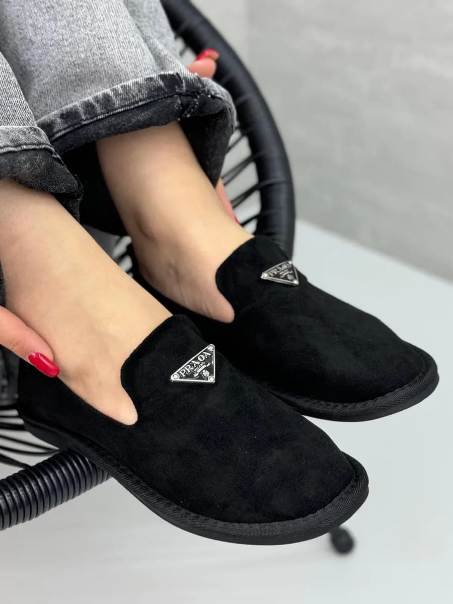 Лоферы женские prada летние