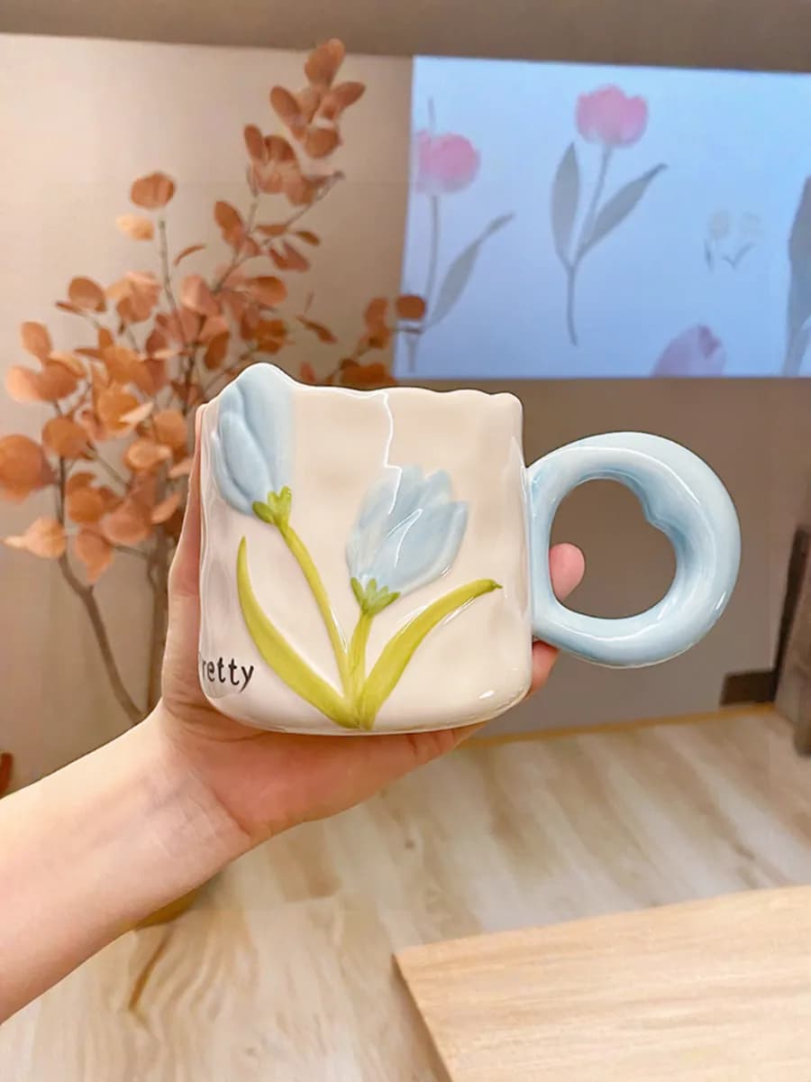 Кружка с голубым тюльпаном