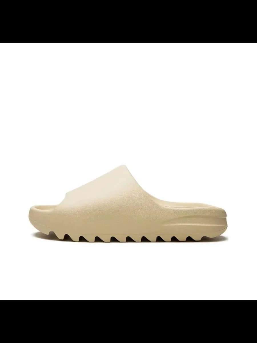 Тапочки Мужские Резиновые Шлепанцы YEEZY Slide Изики