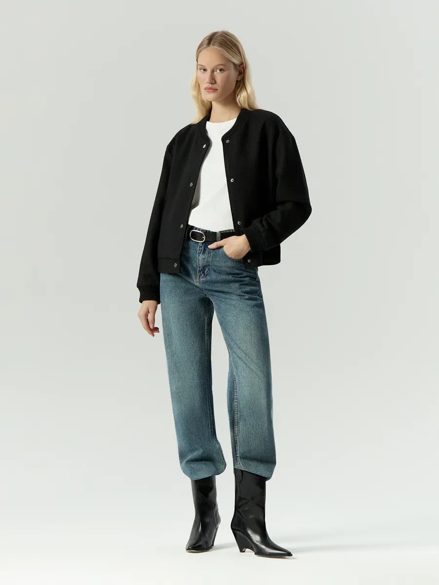 Бомбер короткий из пальтовой ткани