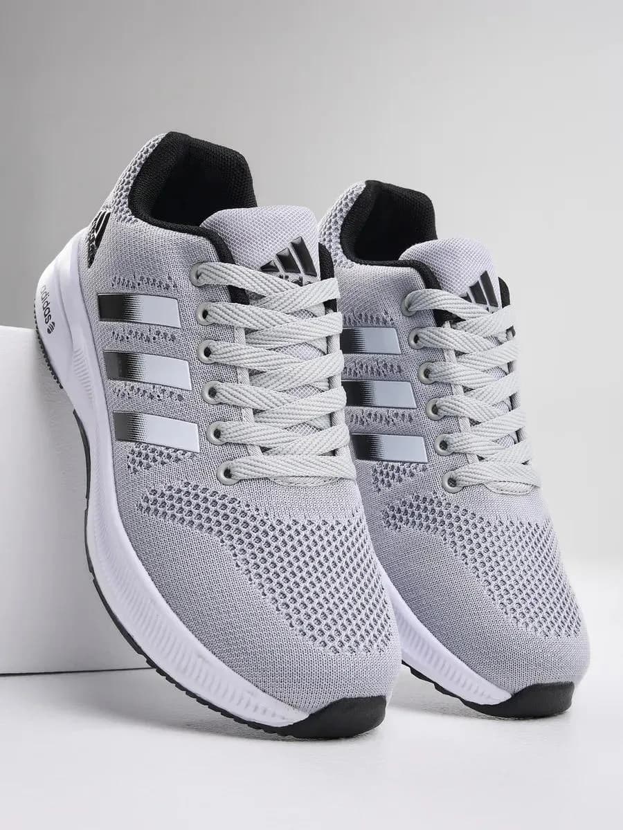 Кроссовки мужские летние