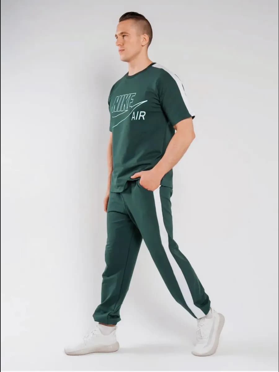 Спортивный костюм летний
