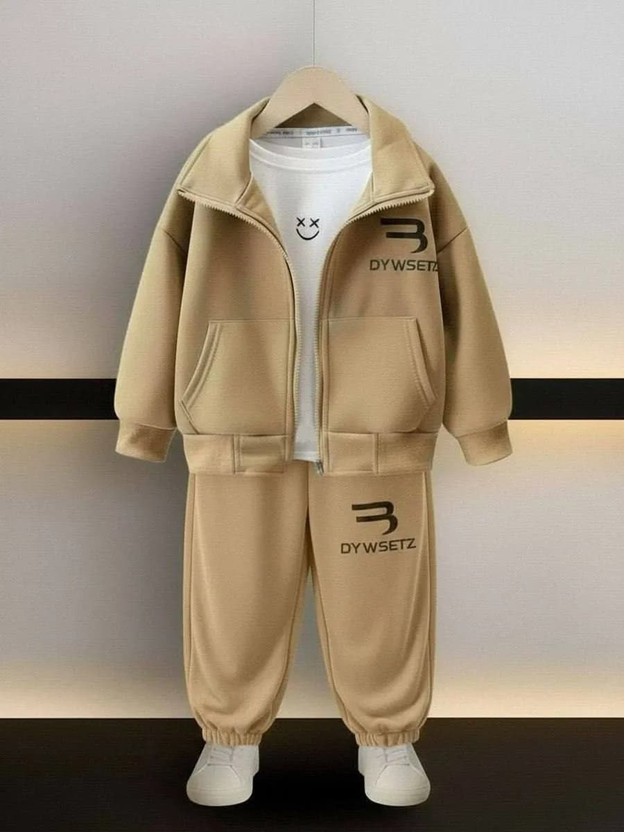 Костюм детский спортивный