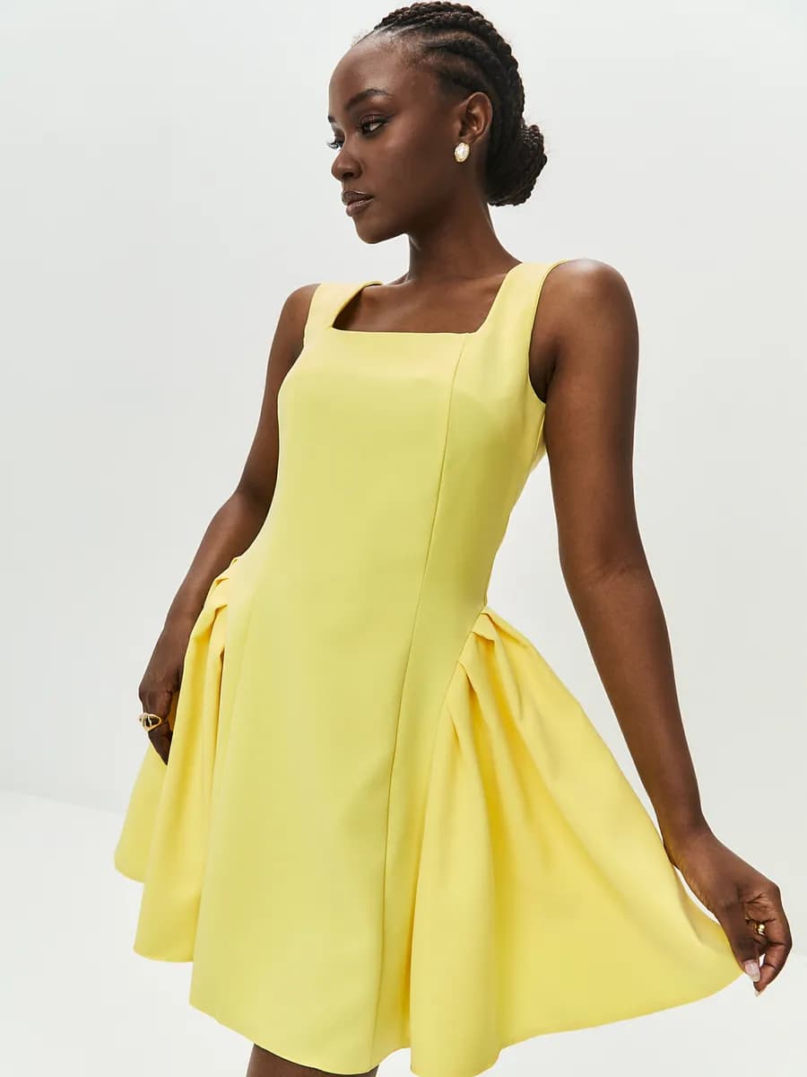 Платье мини коктейльное сарафан с открытой спиной