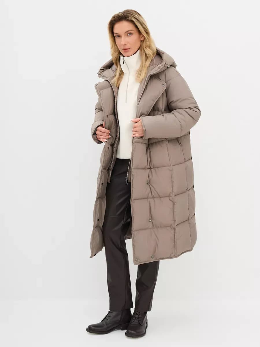 Пальто демисезонное стеганое с капюшоном