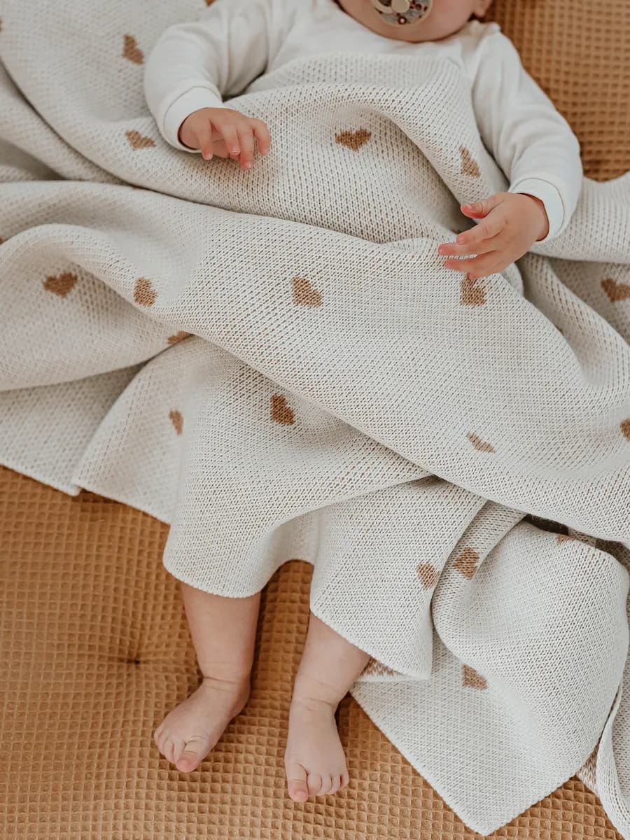 плед вязаный для новорожденного малыша