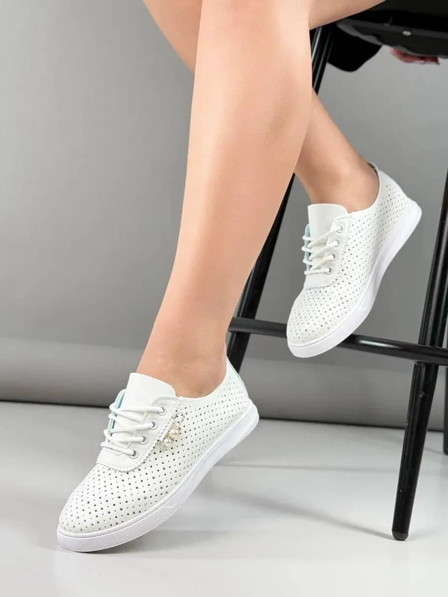 Кеды слипоны белые