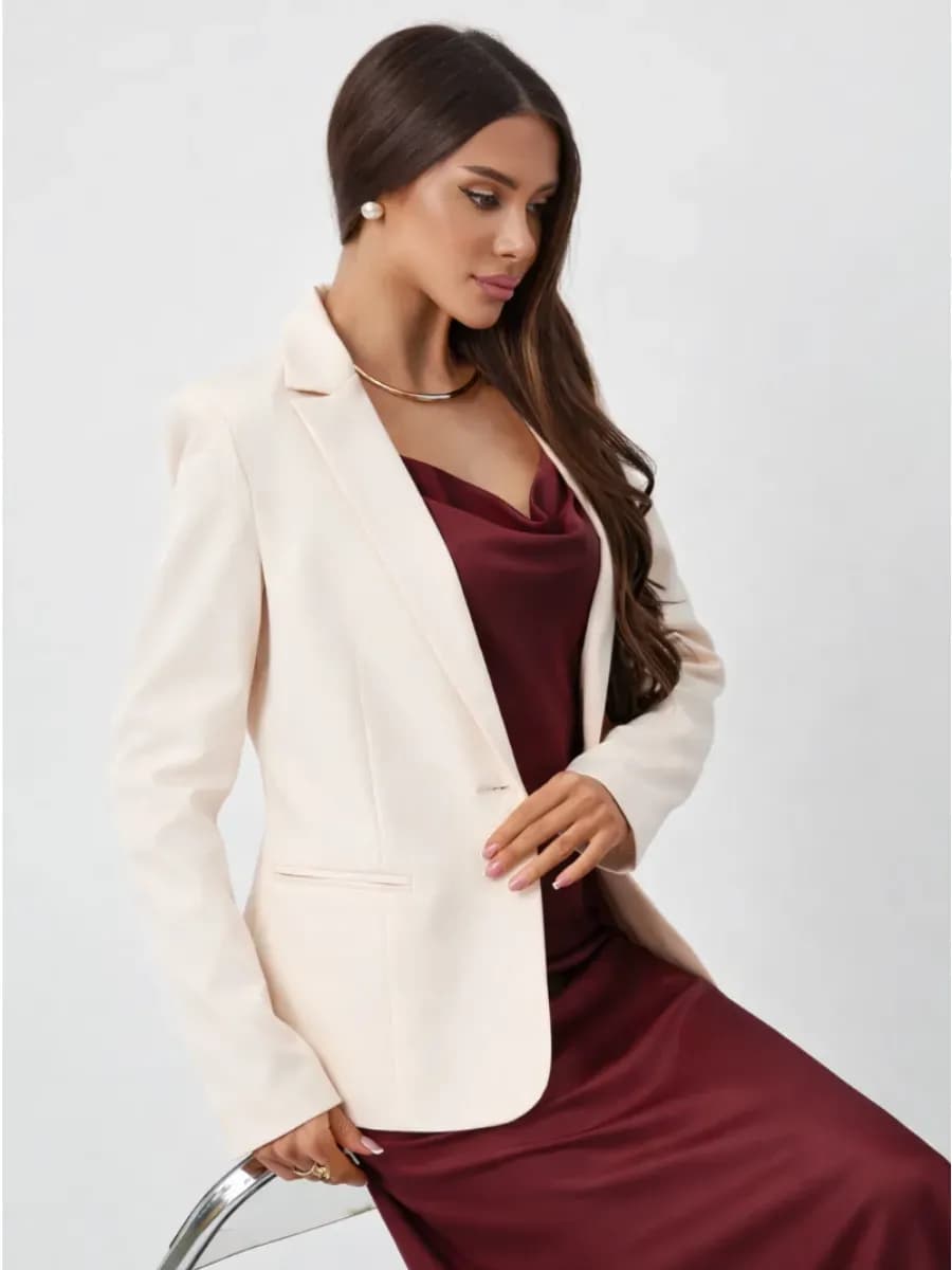 Пиджак приталенный однотонный блейзер