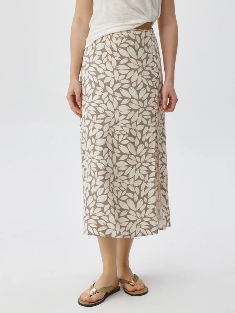Юбка миди из вискозы с разрезом и цветочным принтом