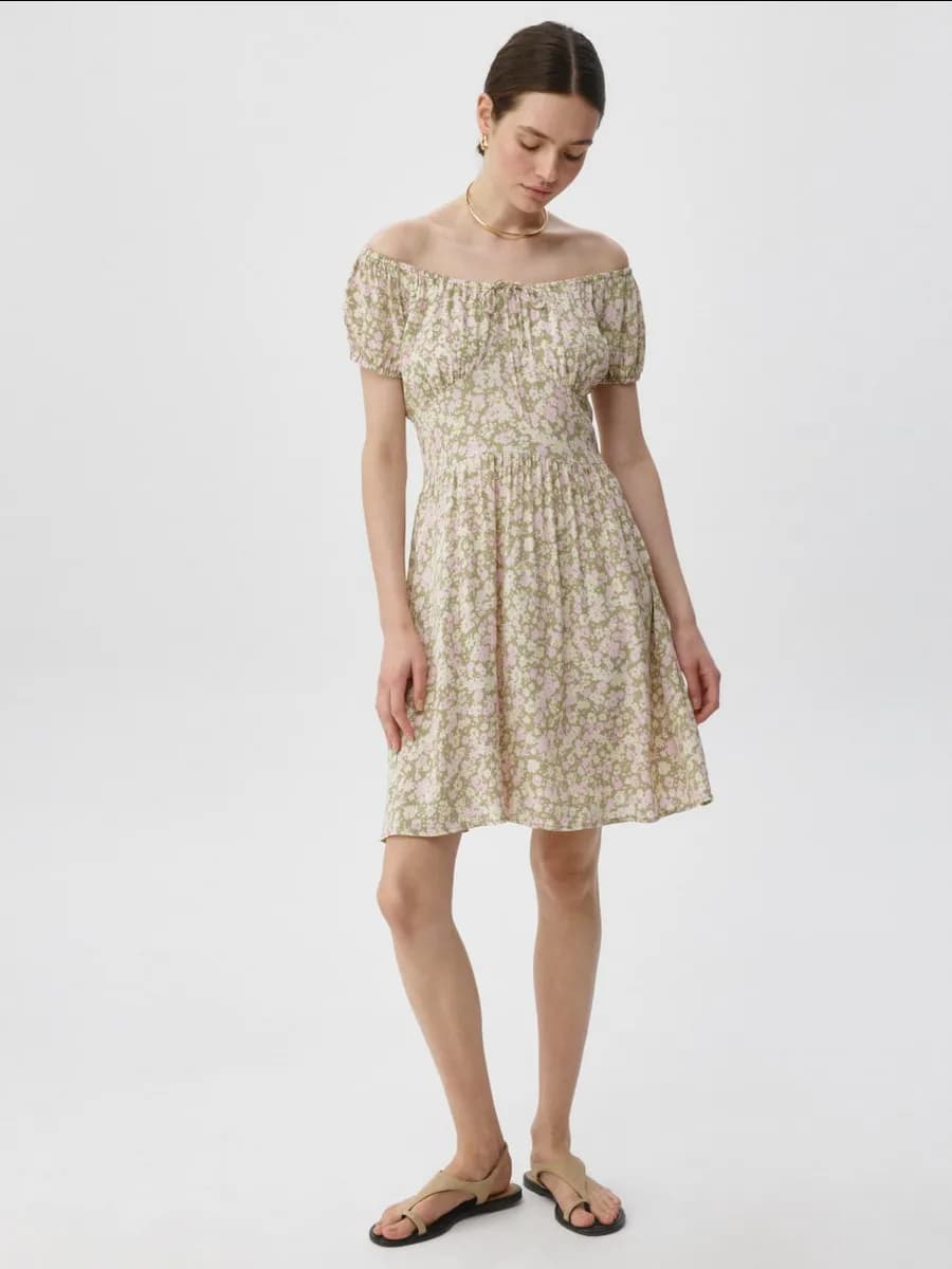 Платье летнее из вискозы с принтом и рукавами фонариками