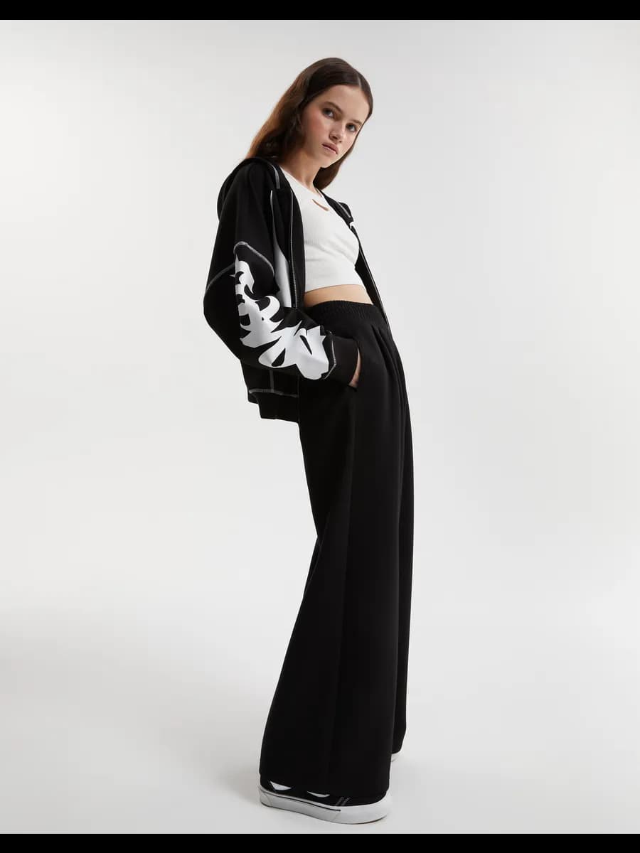 Чёрные спортивные брюки широкие (Wide leg)