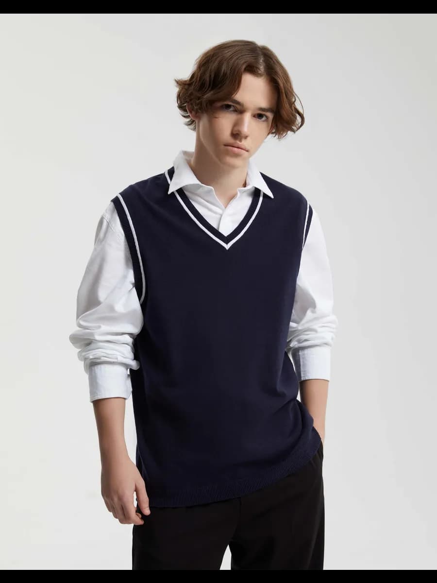 Тёмно-синий школьный жилет