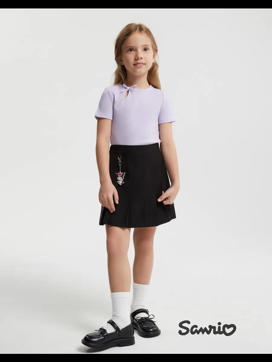 Чёрная плиссированная юбка с брелоком Kuromi