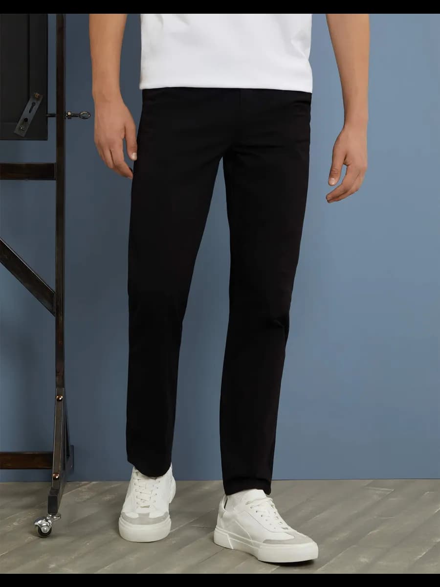 Чёрные школьные брюки Slim с защипами