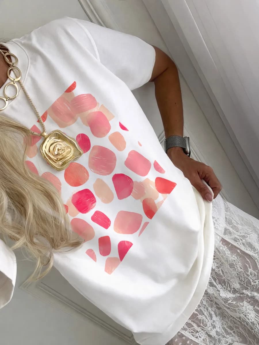 Футболка нарядная с принтом хлопковая - фото 1