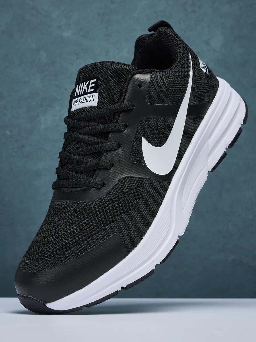 Кроссовки летние дышащие спортивные