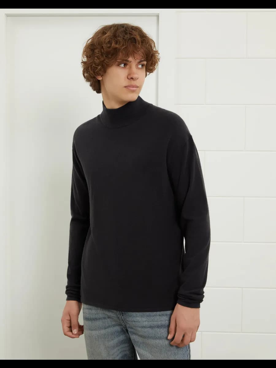 Серая базовая водолазка