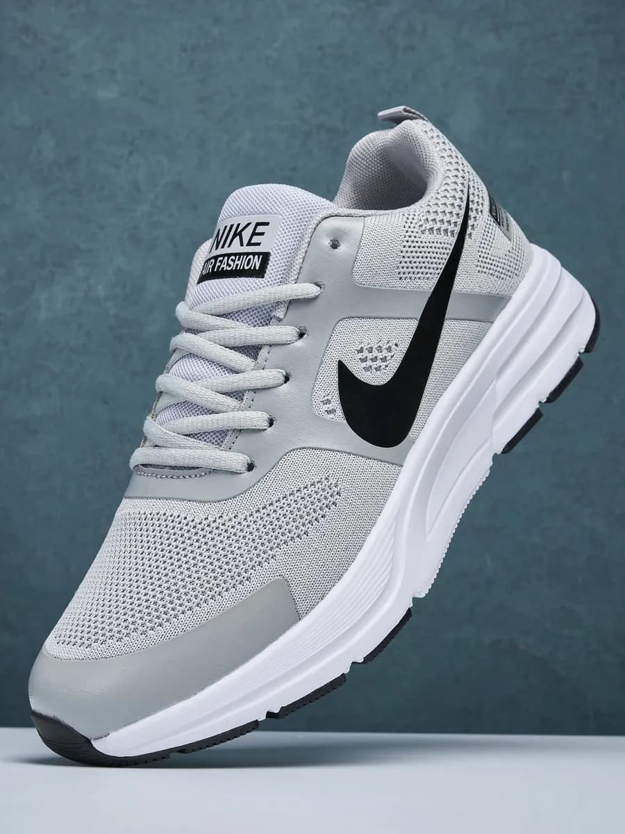 Кроссовки летние дышащие спортивные