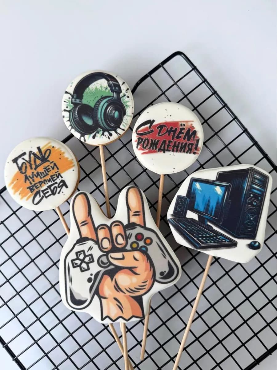 Пряники геймеру мальчику на торт