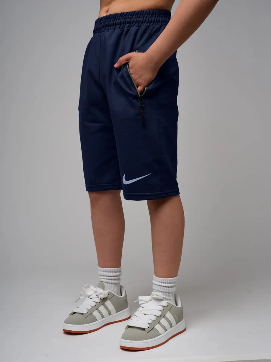 Шорты с карманами спортивные