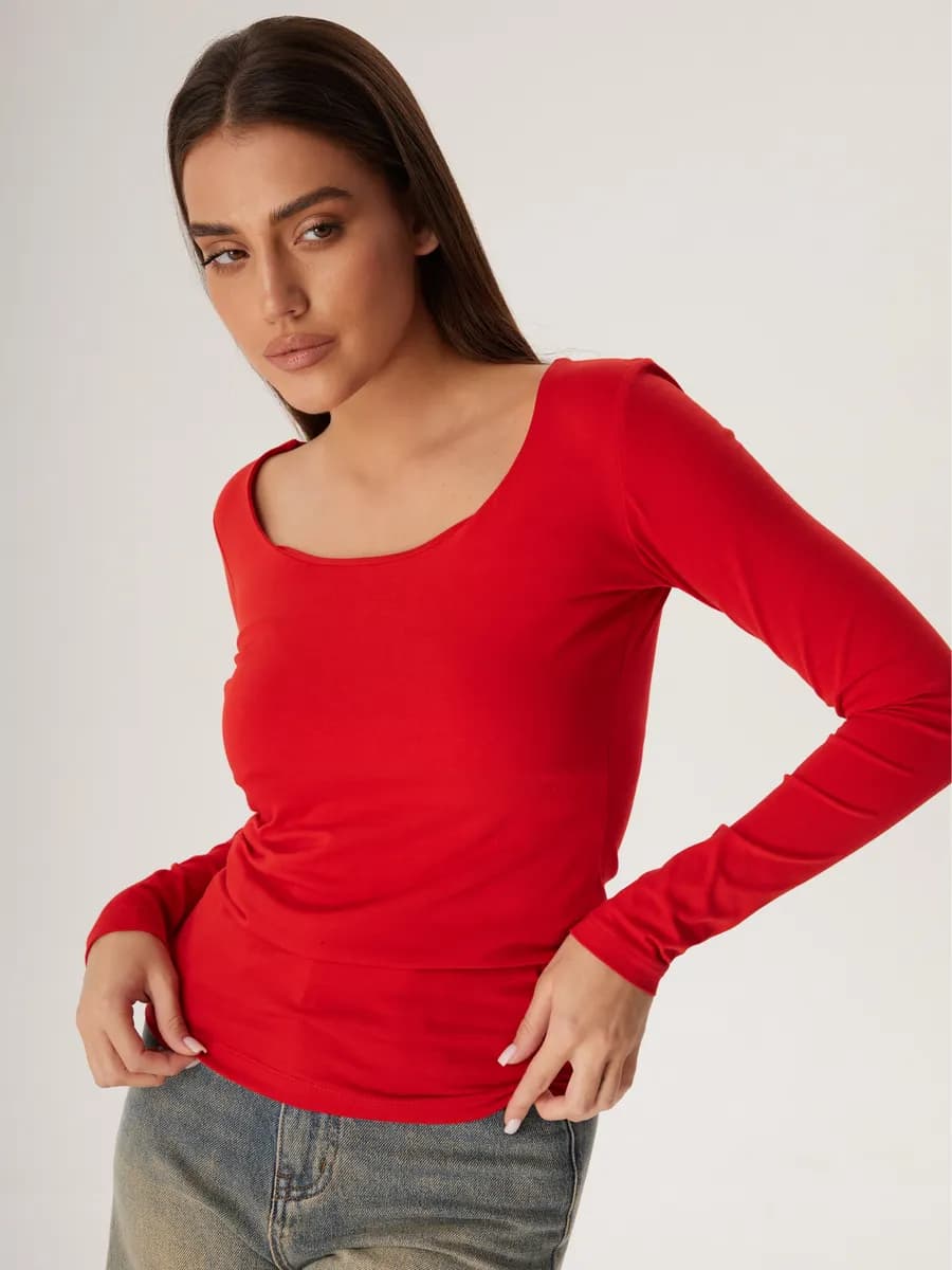 Лонгслив с круглым вырезом из премиального хлопка