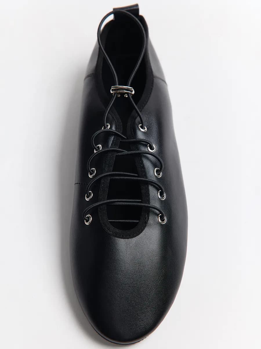 Балетки мягкие со шнуровкой