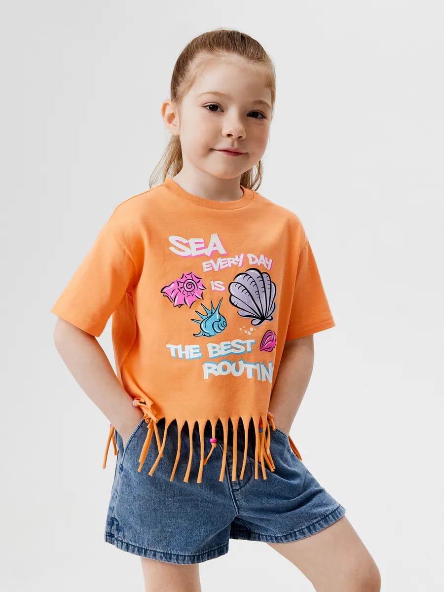 Футболка летняя с бахромой и бусинами - фото 1