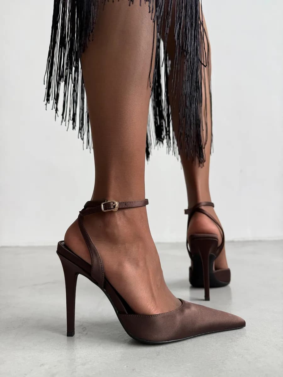 Туфли на каблуке шпильке